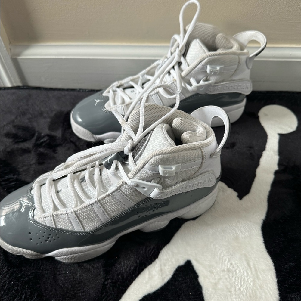 Nike Air Jordan 6 Rings - cool grey and white - size 5.5 youth - barely used